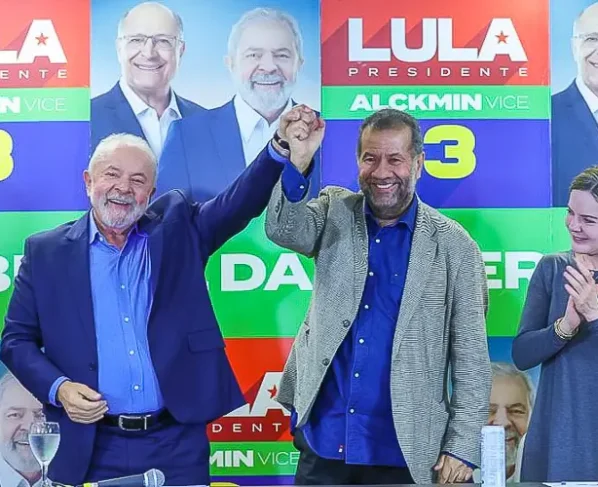 O presidente Luiz Inácio Lula da Silva (PT) convocou para esta sexta-feira (2) uma reunião emergencial com o ministro da Previdência, Carlos Lupi (PDT)
